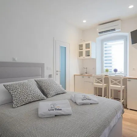 Konukevi Leona Deluxe Pula