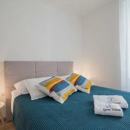 Leona Deluxe Gasthof